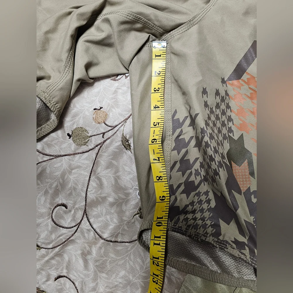 Old Navy Men’s Large Swim Trunks Tan with Brown & Orange Geometric Pattern, NWOT
